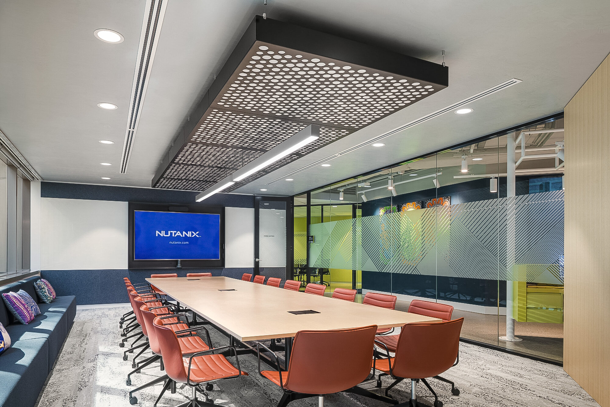 Meeting room Nutanix Sydney Facilitate Corporation Workplace Design Build 0010 2000x1333